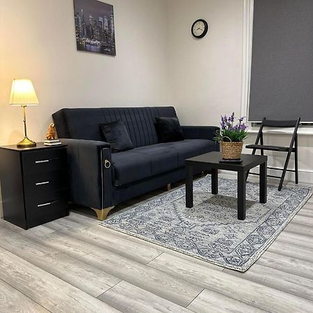 Guest&Rest Ealing 5 Apartment Ngoại thất bức ảnh