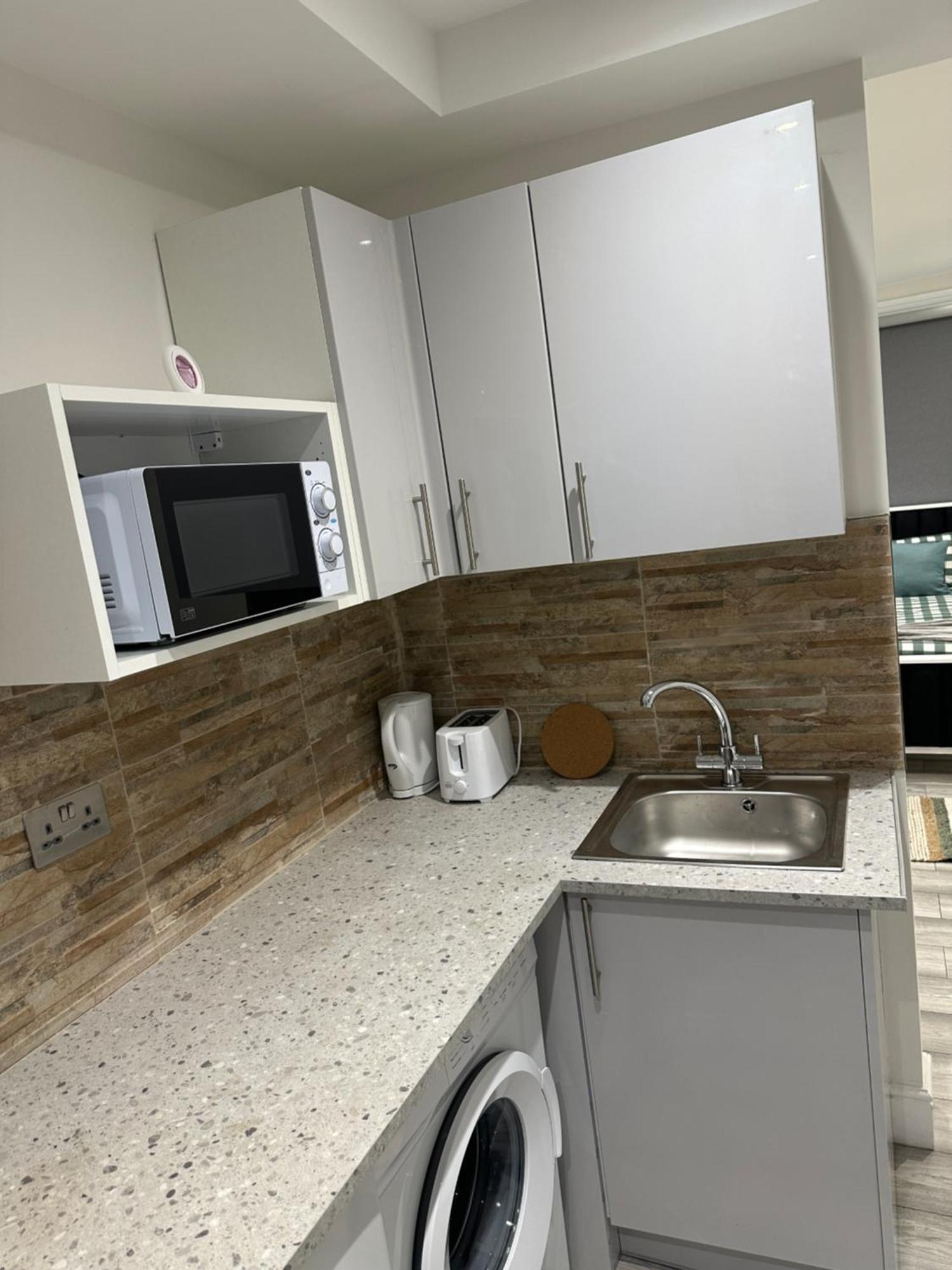 Guest&Rest Ealing 5 Apartment Ngoại thất bức ảnh