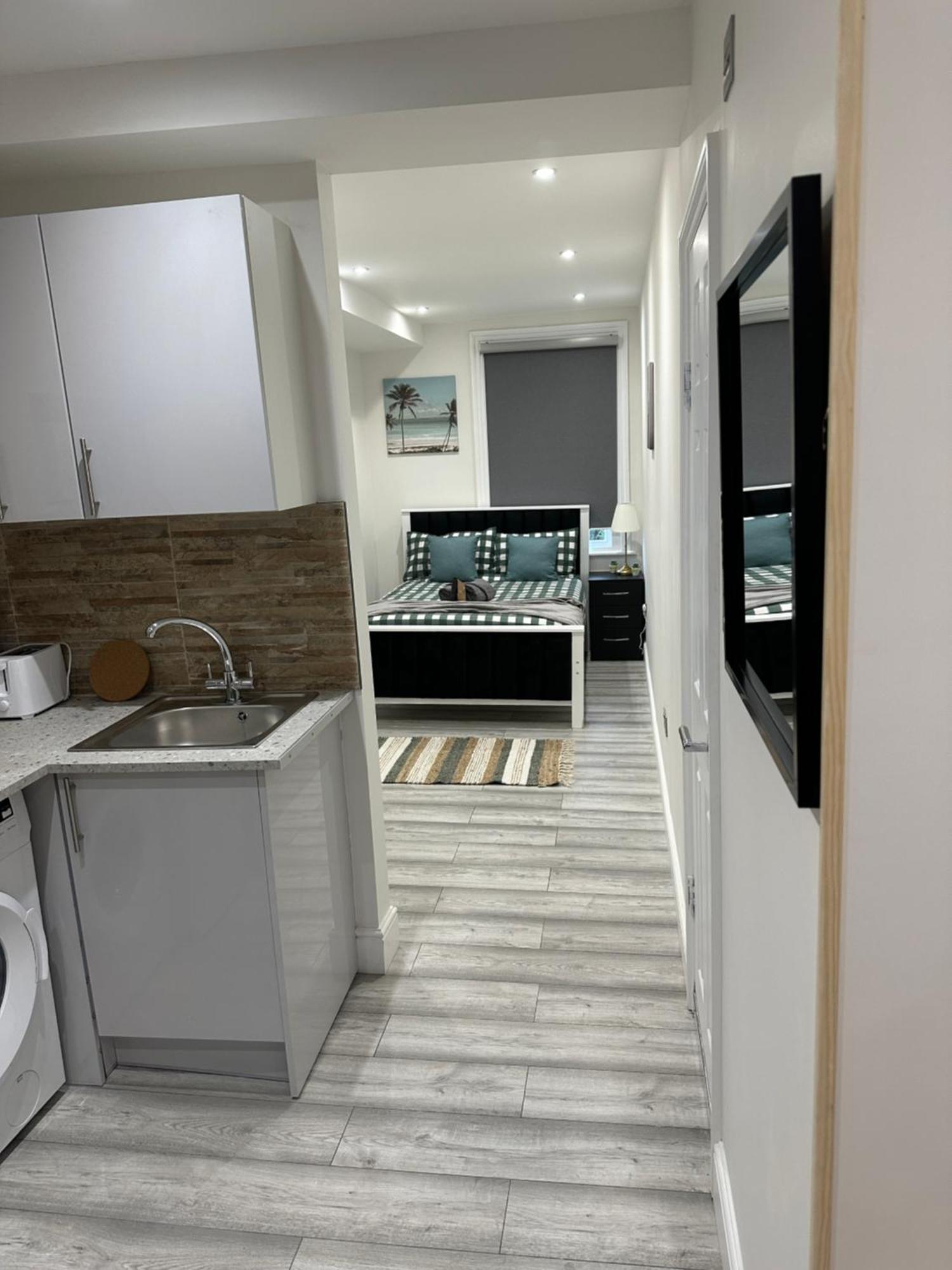 Guest&Rest Ealing 5 Apartment Ngoại thất bức ảnh